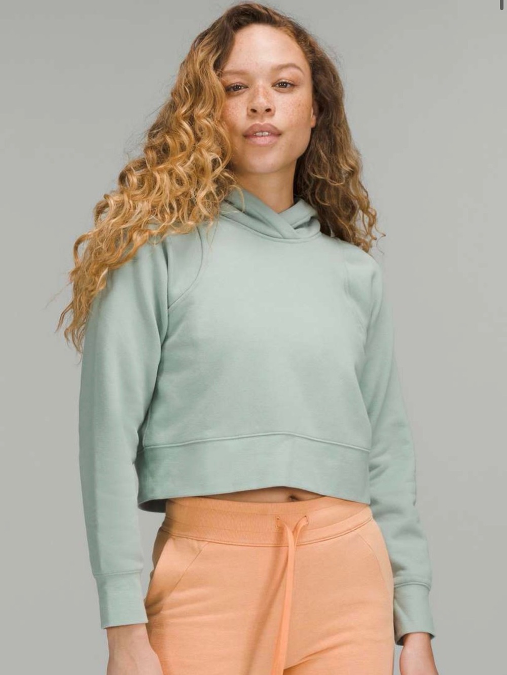 Lululemon Cropped Loungeful Hoodie